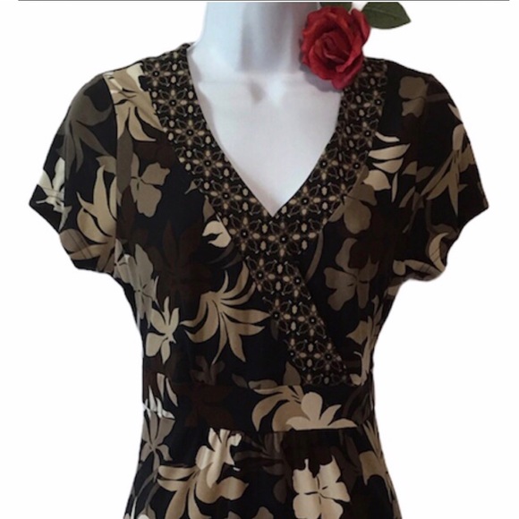 DRESS CRISS CROSS CONTRASTING FLORAL SZ SM BROWN - Picture 2 of 7